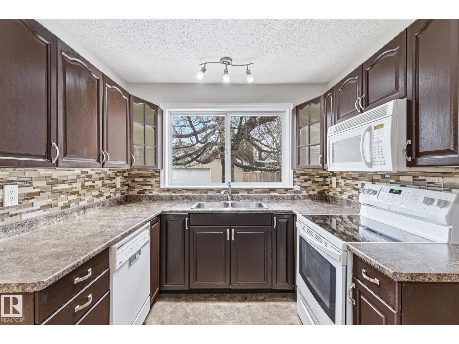 1019 Mony Penny Cr, Sherwood Park, Alberta  T8A 1C2 - Photo 6 - E4478668