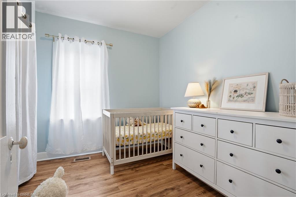 26 Franklin Street, Paris, Ontario  N3L 3B7 - Photo 12 - 40810679