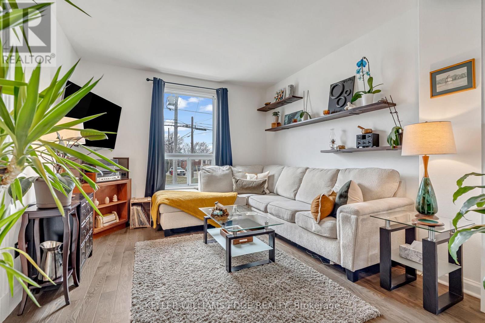 188 Bay Street N, Hamilton, Ontario  L8R 2P7 - Photo 4 - X12908578