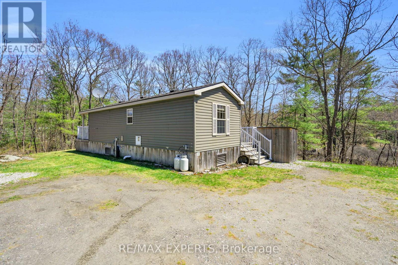 8 - 1336 S Morrison Lake Road, Gravenhurst, Ontario  P0E 1G0 - Photo 2 - X12908582