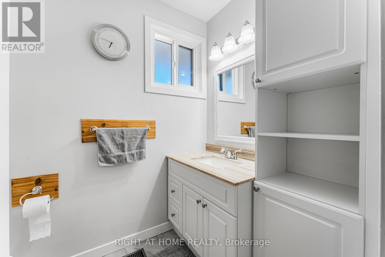 3 Baraniuk Street, St. Catharines (Lakeport), Ontario  L2N 1N4 - Photo 13 - X12908630