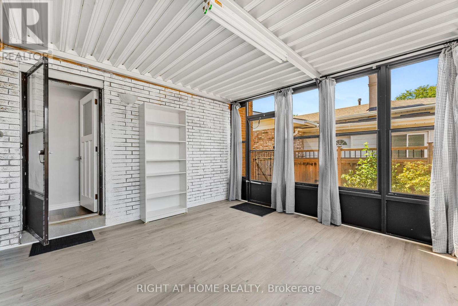 3 Baraniuk Street, St. Catharines (Lakeport), Ontario  L2N 1N4 - Photo 23 - X12908630