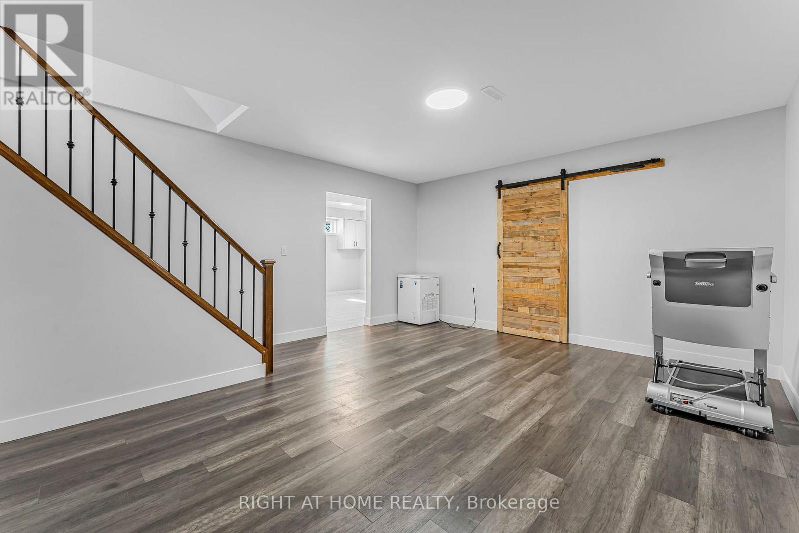 3 Baraniuk Street, St. Catharines (Lakeport), Ontario  L2N 1N4 - Photo 25 - X12908630