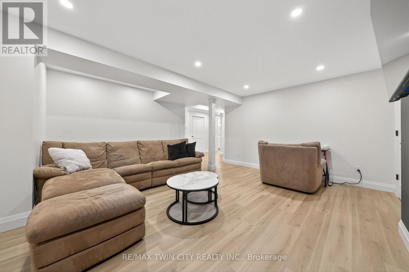 405 Rideau River Street, Waterloo, Ontario  N2V 2Y3 - Photo 38 - X12908740