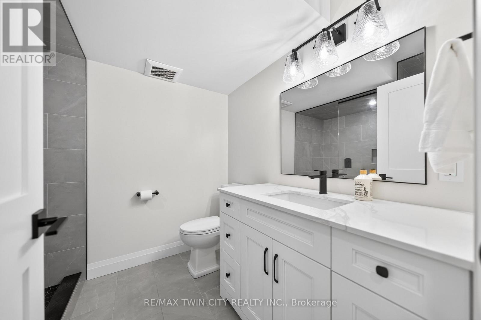 405 Rideau River Street, Waterloo, Ontario  N2V 2Y3 - Photo 40 - X12908740