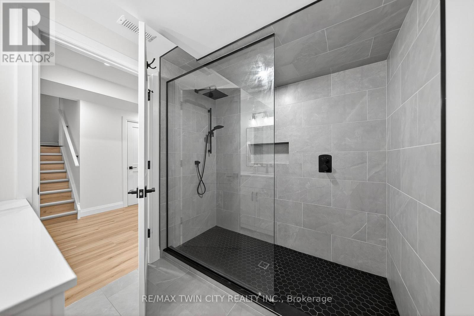 405 Rideau River Street, Waterloo, Ontario  N2V 2Y3 - Photo 41 - X12908740