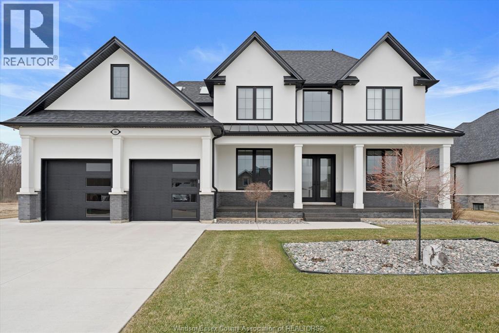 MLS# 26005939: 16 YORK BOULEVARD, Kingsville, Canada