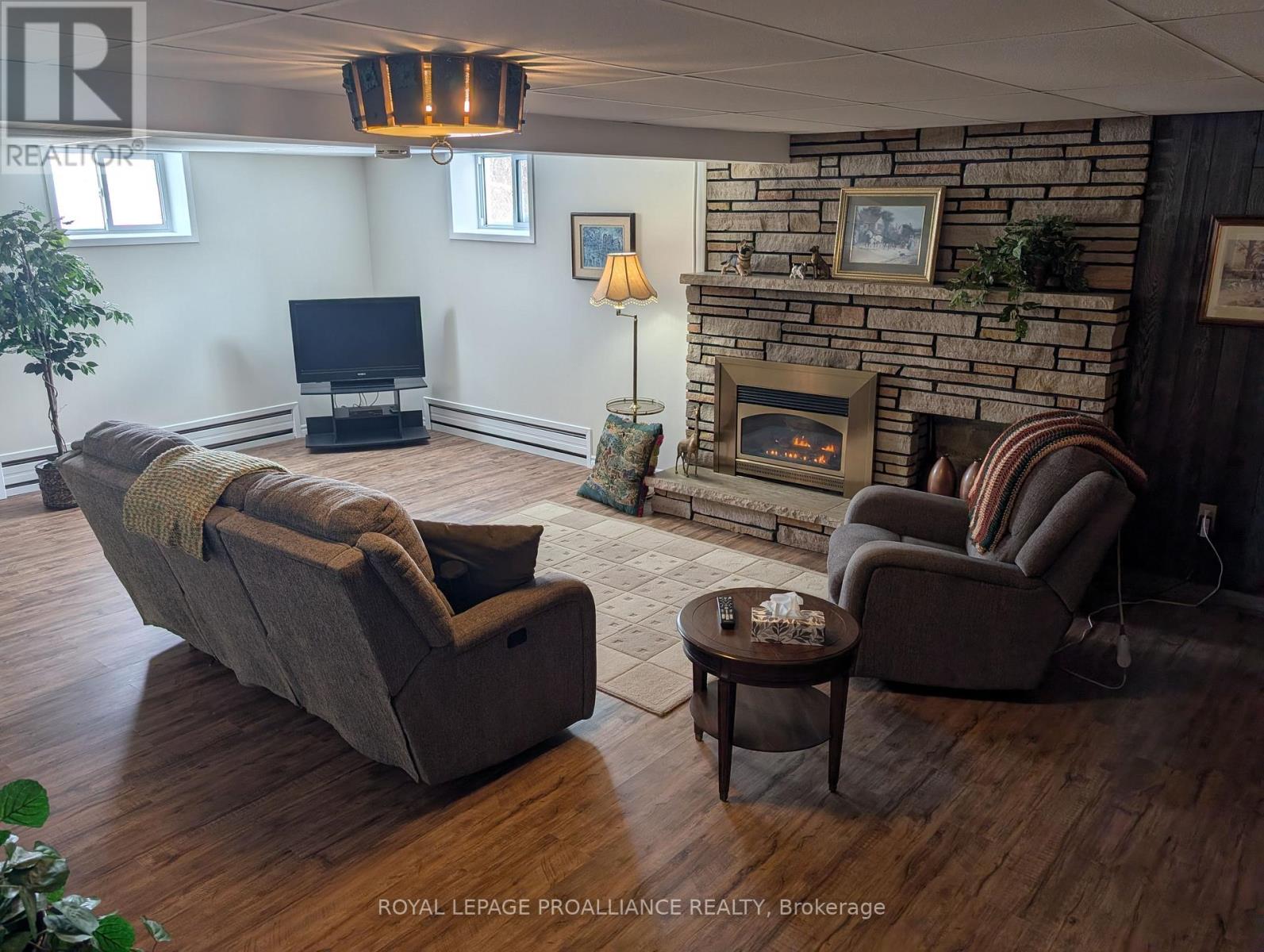 371 Maple Avenue, Deseronto, Ontario  K0K 1X0 - Photo 36 - X12899988