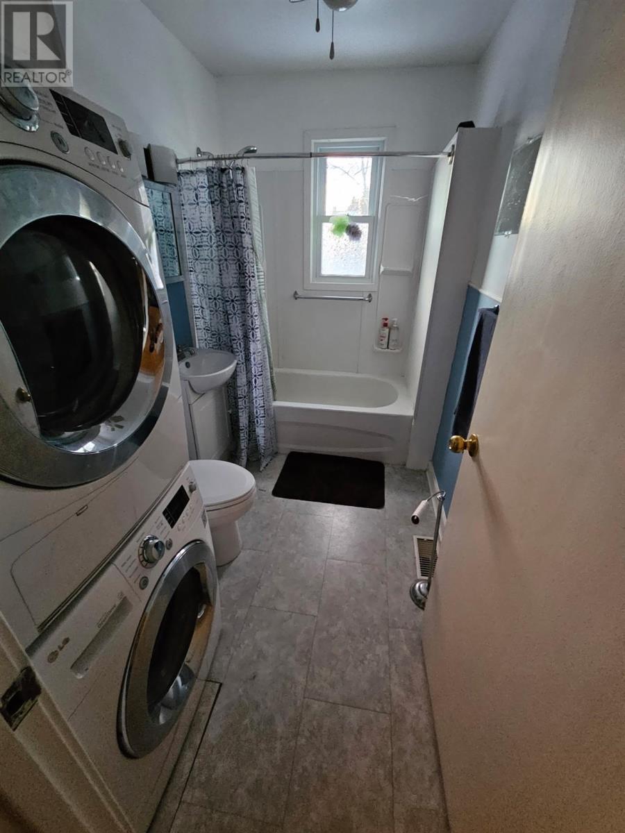 38 Third Ave, Wawa, Ontario  P0S 1K0 - Photo 6 - SM260509