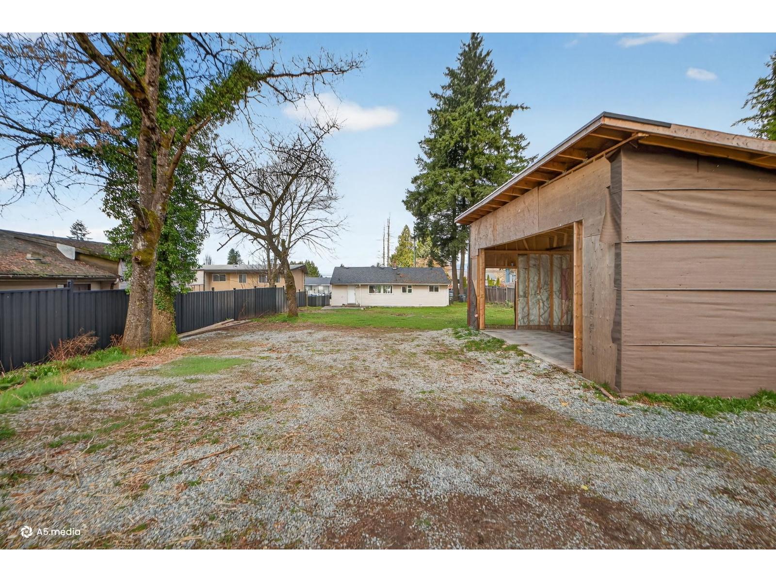 14032 Grosvenor Road, Surrey, British Columbia  V3R 5G5 - Photo 37 - R3101006