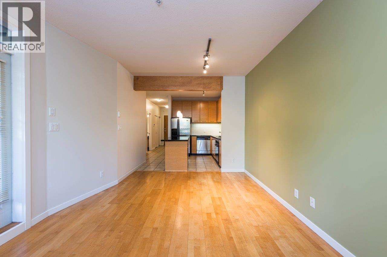 208 560 Raven Woods Drive, North Vancouver, British Columbia  V5G 2T3 - Photo 8 - R3101727