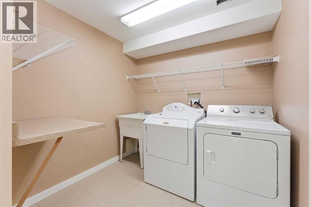 10603 Maplecreek Drive SE, Calgary, Alberta  T2J 1V2 - Photo 33 - A2292947