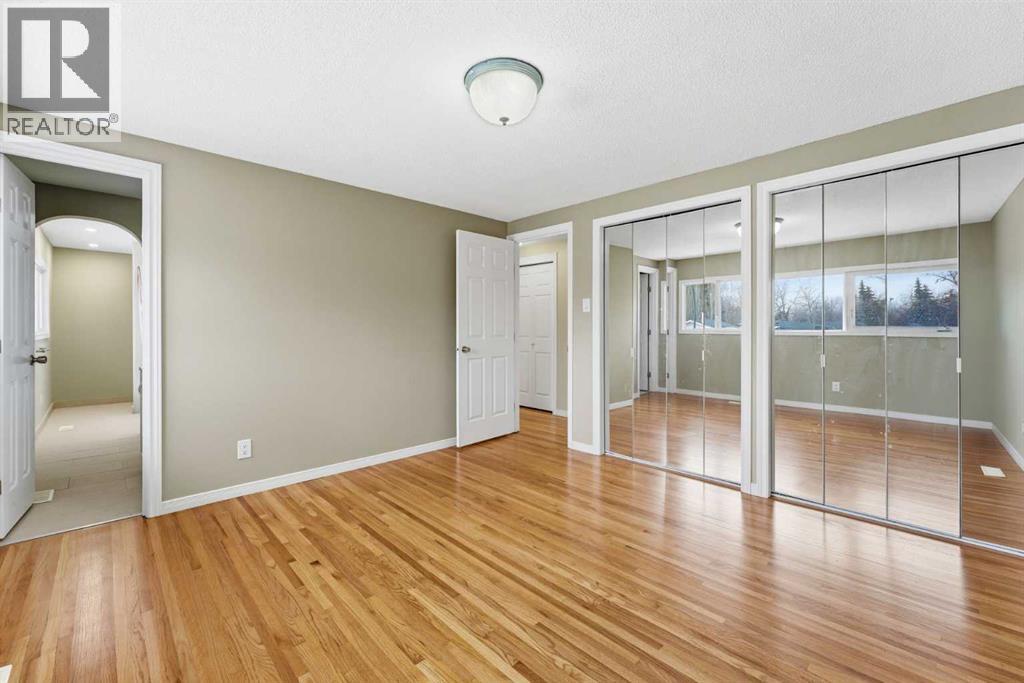 10603 Maplecreek Drive SE, Calgary, Alberta  T2J 1V2 - Photo 24 - A2292947