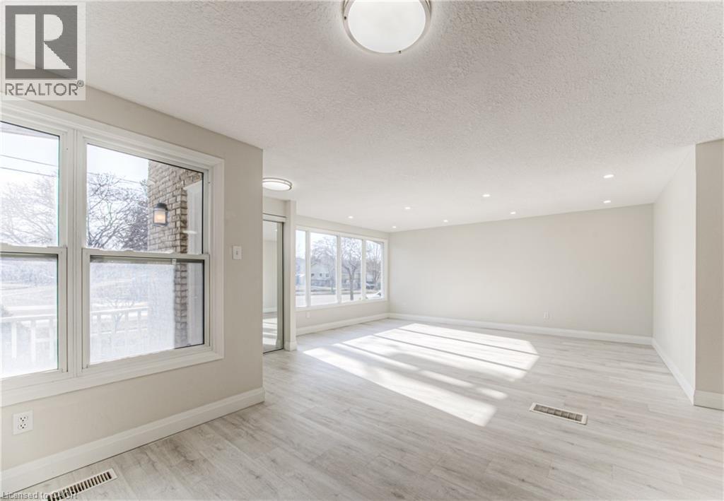 511 Strasburg Road Unit# 1, Kitchener, Ontario  N2E 1P1 - Photo 10 - 40809068