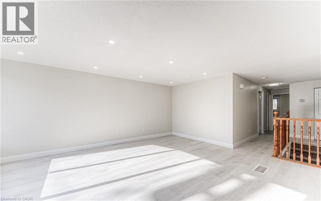 511 Strasburg Road Unit# 1, Kitchener, Ontario  N2E 1P1 - Photo 13 - 40809068