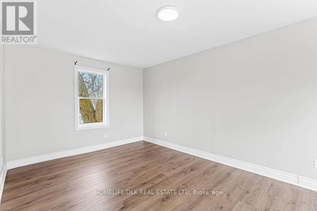 18 Main Street W, Elizabethtown-Kitley, Ontario  K0E 1M0 - Photo 12 - X12908906