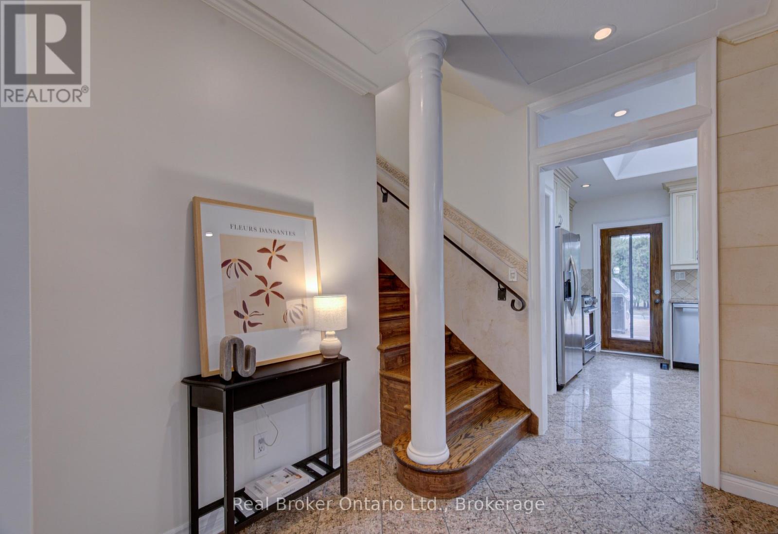 655 Ellengale Road, Burlington, Ontario  L7T 3N9 - Photo 18 - W12908878