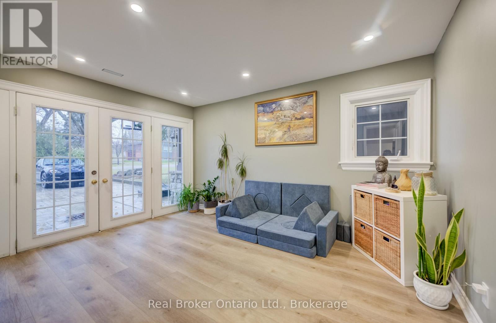 655 Ellengale Road, Burlington, Ontario  L7T 3N9 - Photo 35 - W12908878