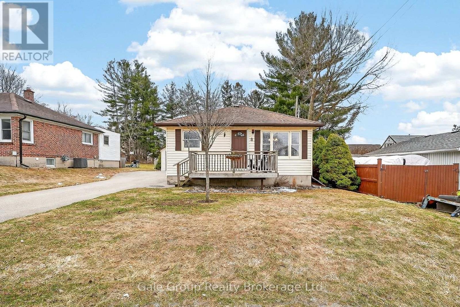 8 William Street, South-West Oxford, Ontario  N4S 7V6 - Photo 2 - X12908982