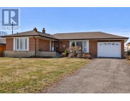 7 ROSEGLEN CRESCENT, Toronto, Ontario