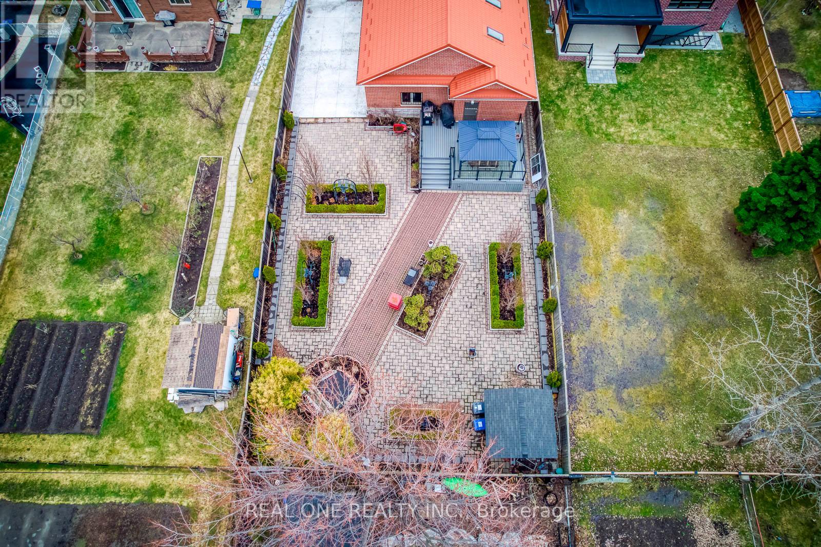 3480 Joan Drive, Mississauga, Ontario  L5B 1T5 - Photo 31 - W12894644