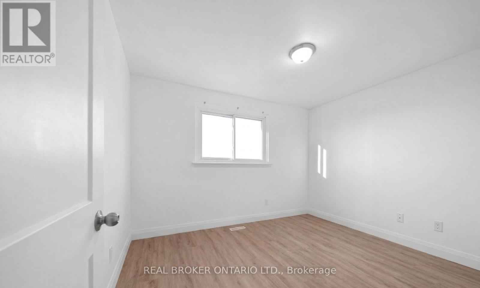 Main - 2518 Harman Court, Mississauga, Ontario  L5J 1T8 - Photo 15 - W12903626