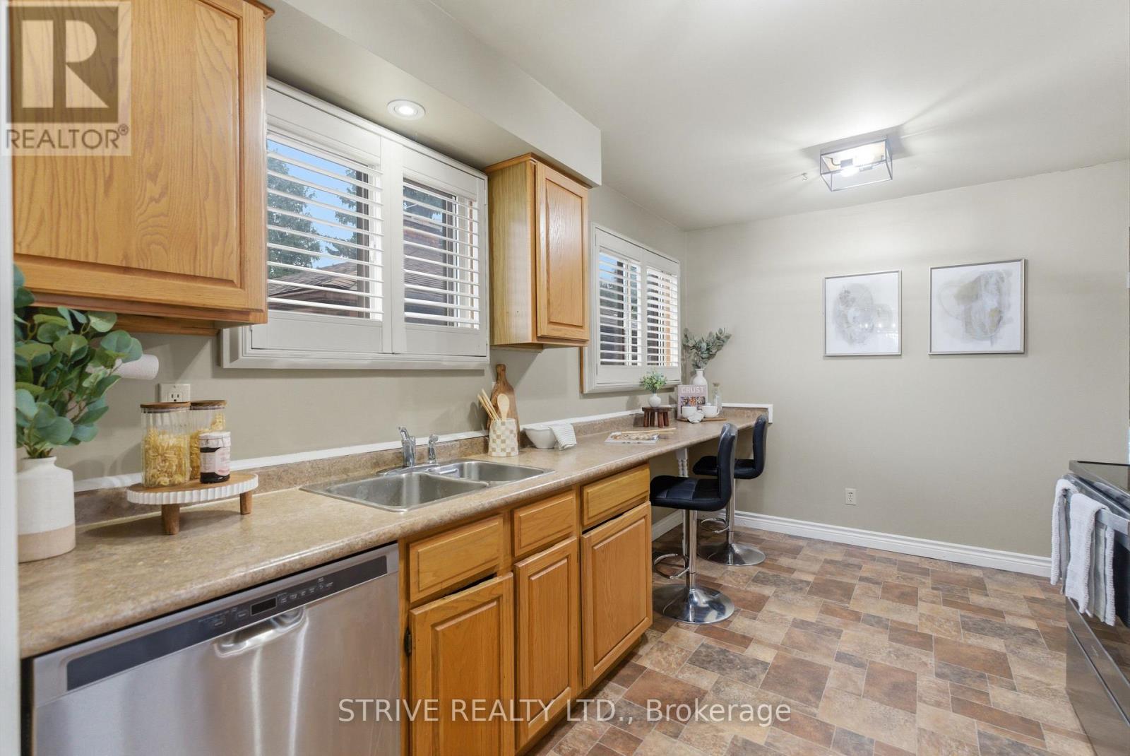 222 Athabasca Street, Oshawa, Ontario L1H 7J3 - Photo 11 - E12909028