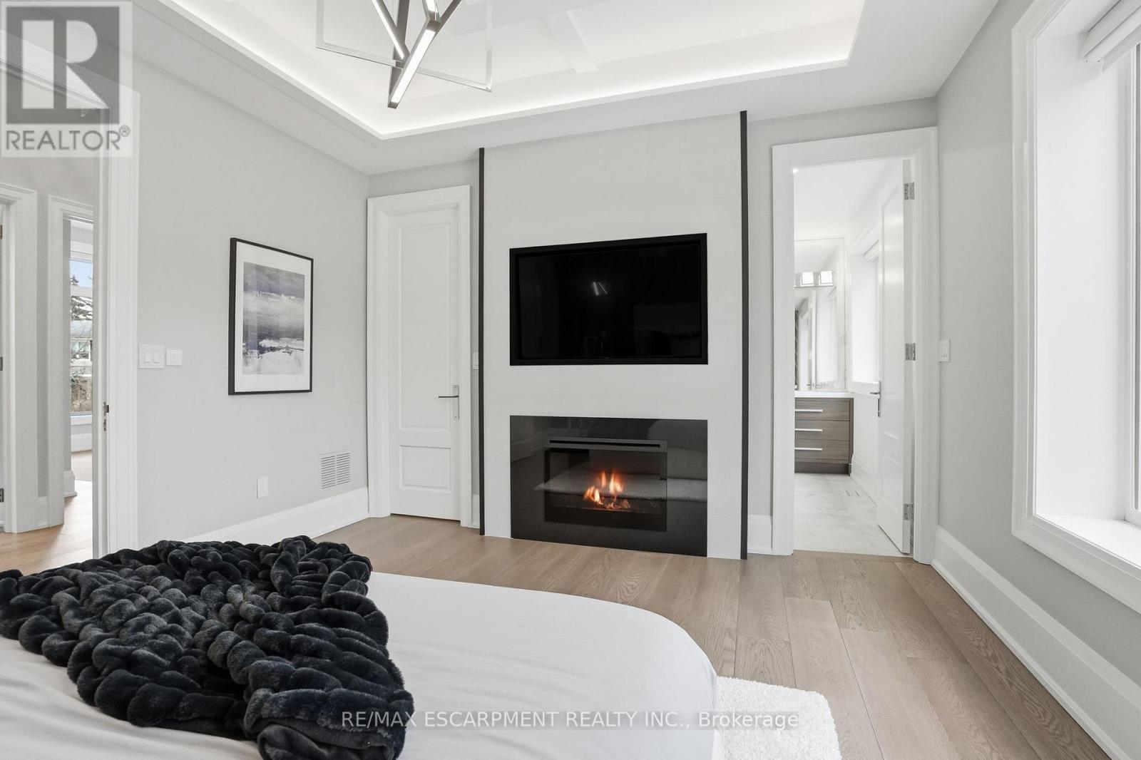 1489 Rogerswood Court, Mississauga (Lorne Park), Ontario  L5J 1R7 - Photo 25 - W12903830