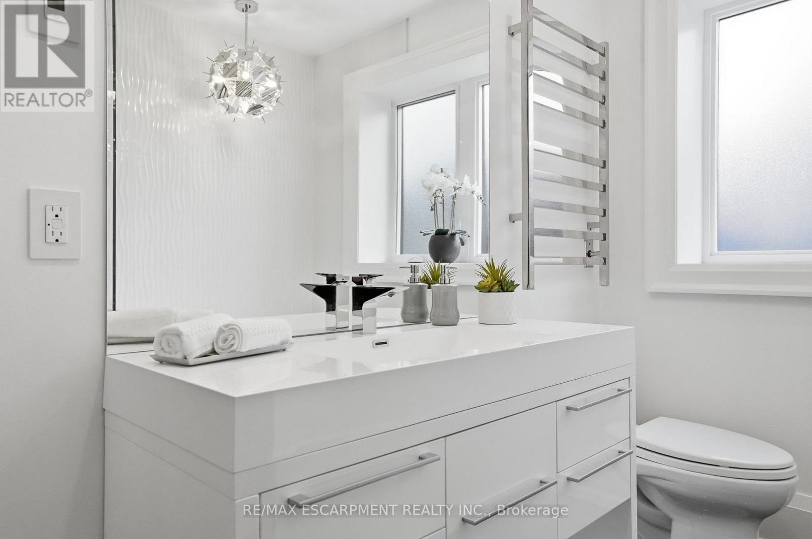 1489 Rogerswood Court, Mississauga (Lorne Park), Ontario  L5J 1R7 - Photo 30 - W12903830