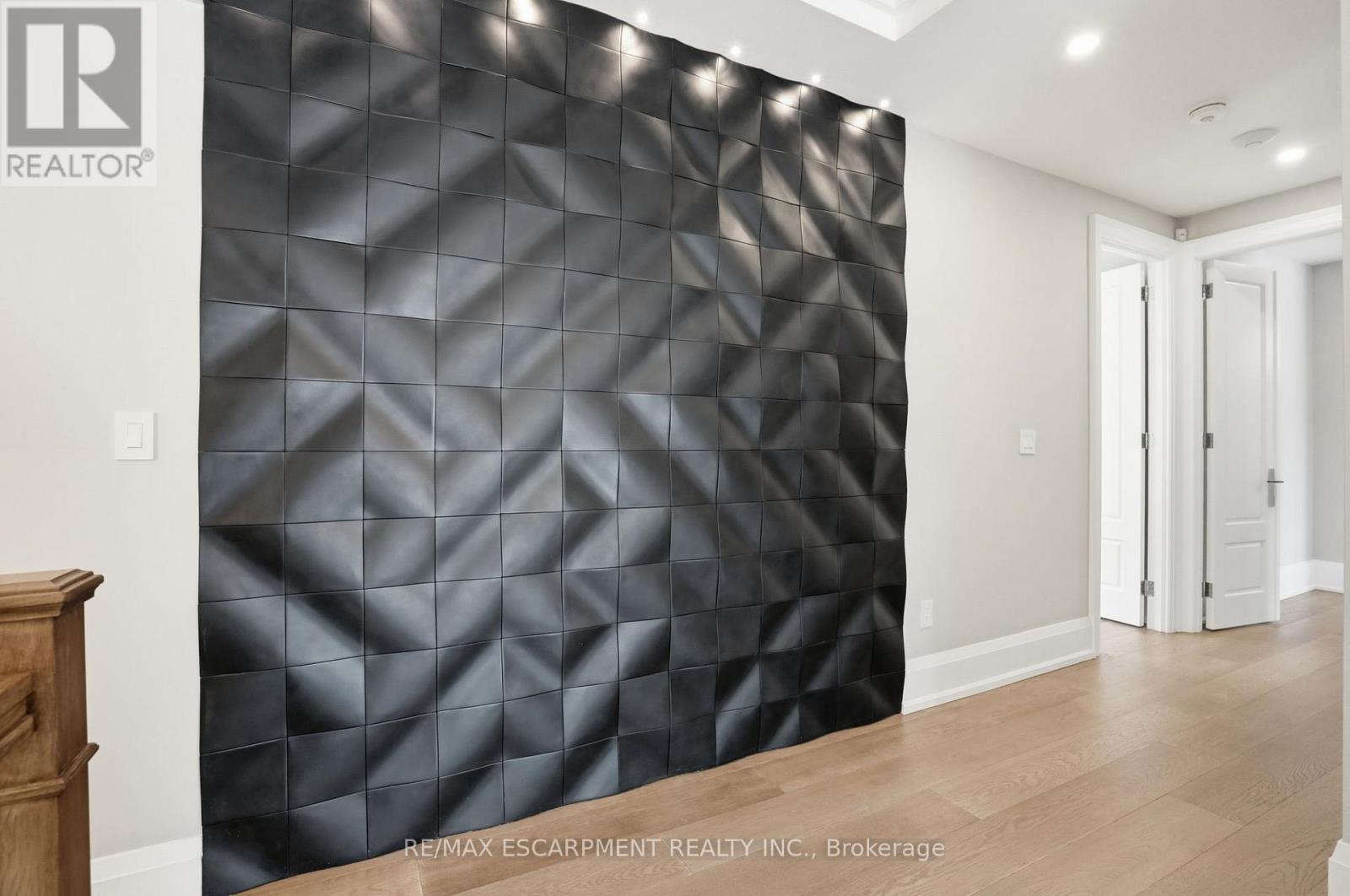 1489 Rogerswood Court, Mississauga (Lorne Park), Ontario  L5J 1R7 - Photo 15 - W12903830