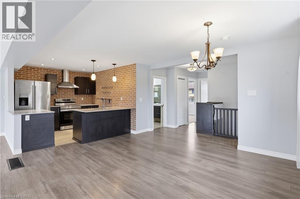 6581 Riall Street, Niagara Falls, Ontario  L2J 1Z4 - Photo 10 - 40813429