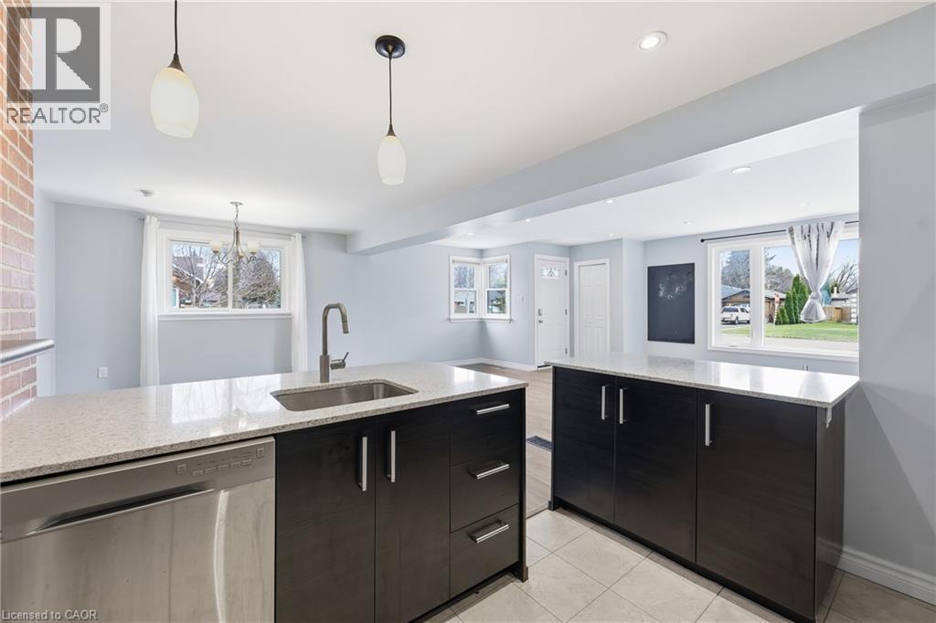 6581 Riall Street, Niagara Falls, Ontario  L2J 1Z4 - Photo 11 - 40813429