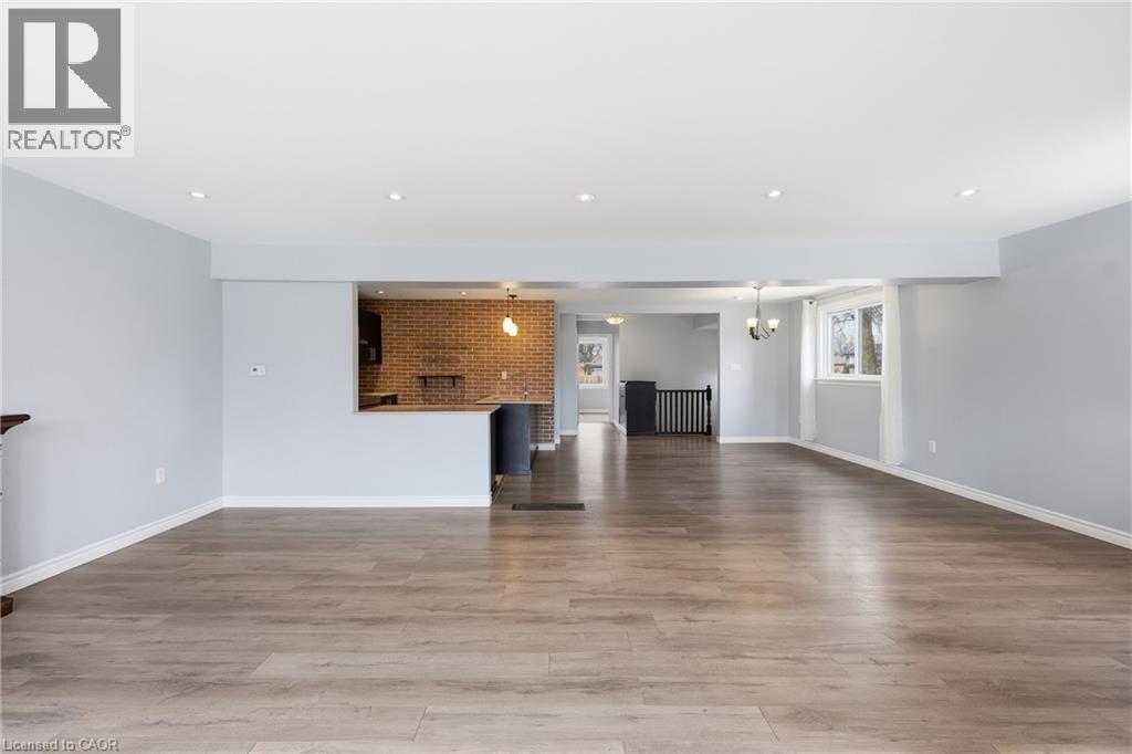 6581 Riall Street, Niagara Falls, Ontario  L2J 1Z4 - Photo 7 - 40813429