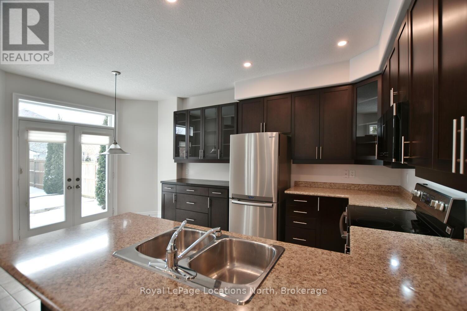 3 Clark Street, Collingwood, Ontario  L9Y 0J1 - Photo 22 - S12908930