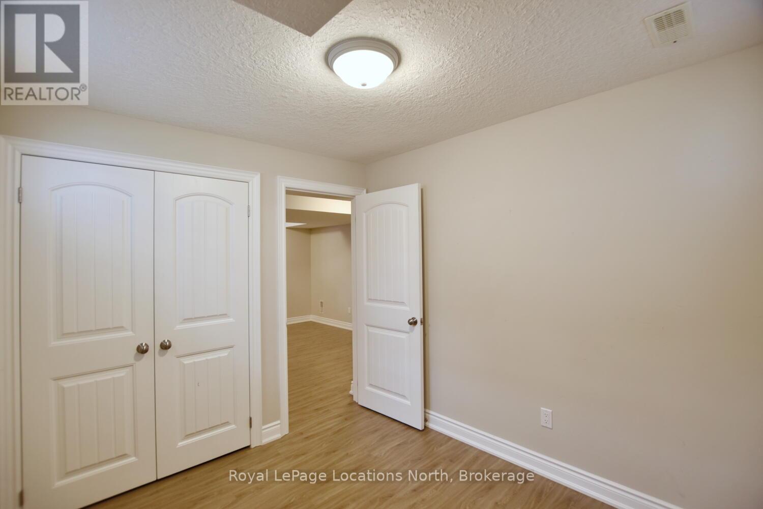 3 Clark Street, Collingwood, Ontario  L9Y 0J1 - Photo 38 - S12908930