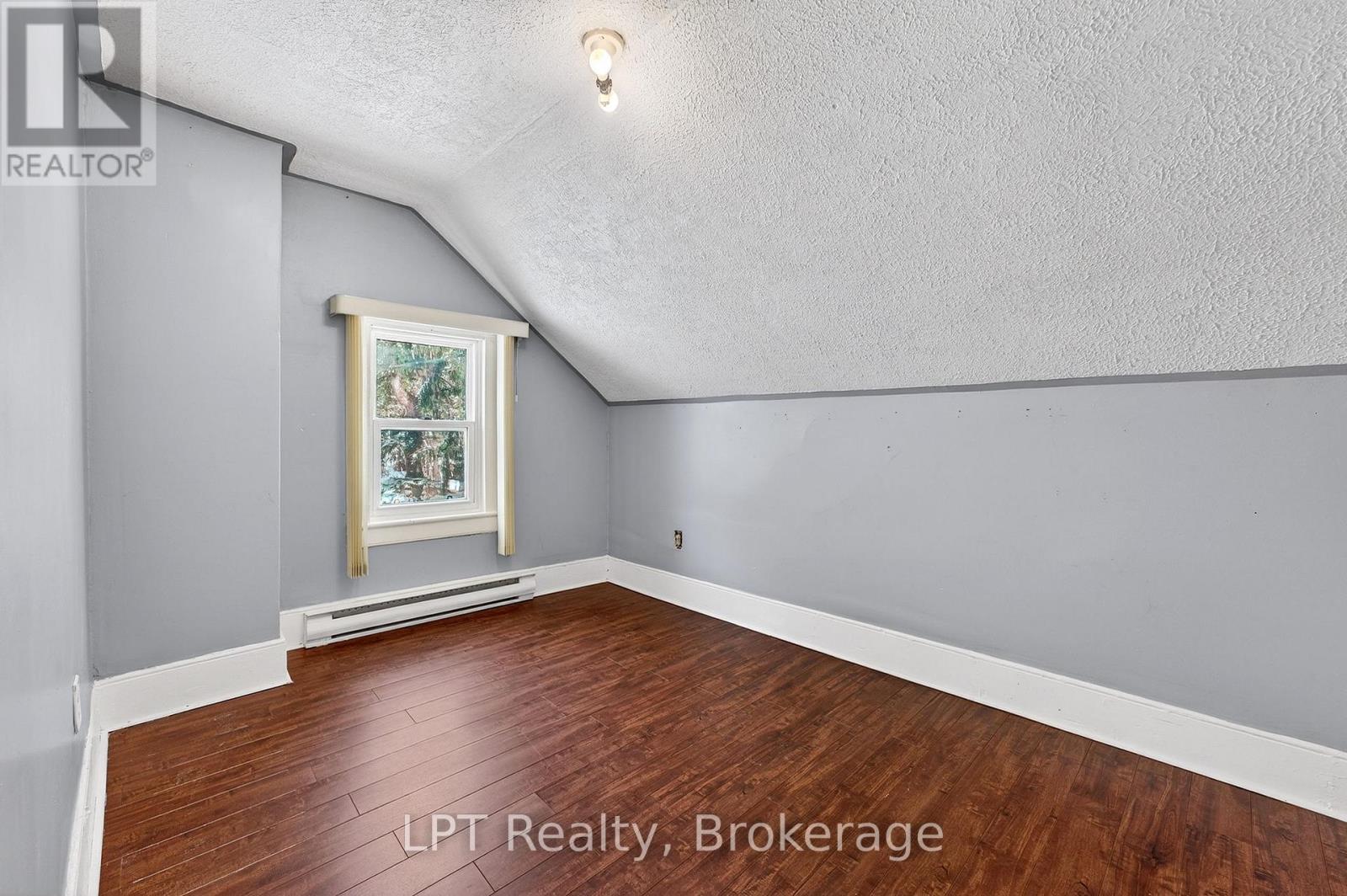 176 Garden Street, Gananoque, Ontario  K7G 1H9 - Photo 19 - X12909038