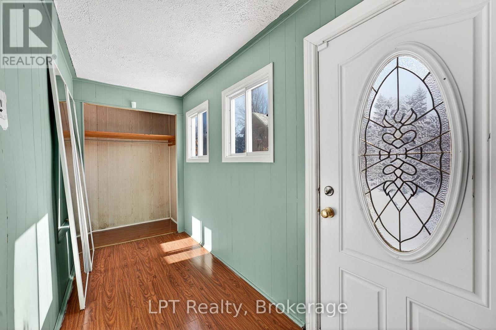 176 Garden Street, Gananoque, Ontario  K7G 1H9 - Photo 3 - X12909038