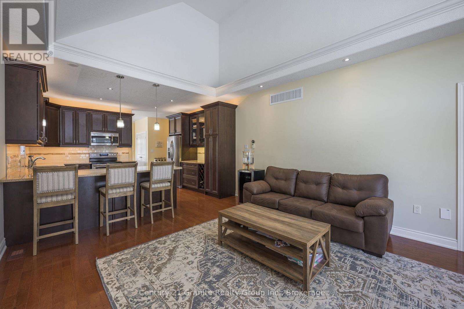 49 Webb Circle, Dysart Et Al, Ontario  K0M 1S0 - Photo 15 - X12908972