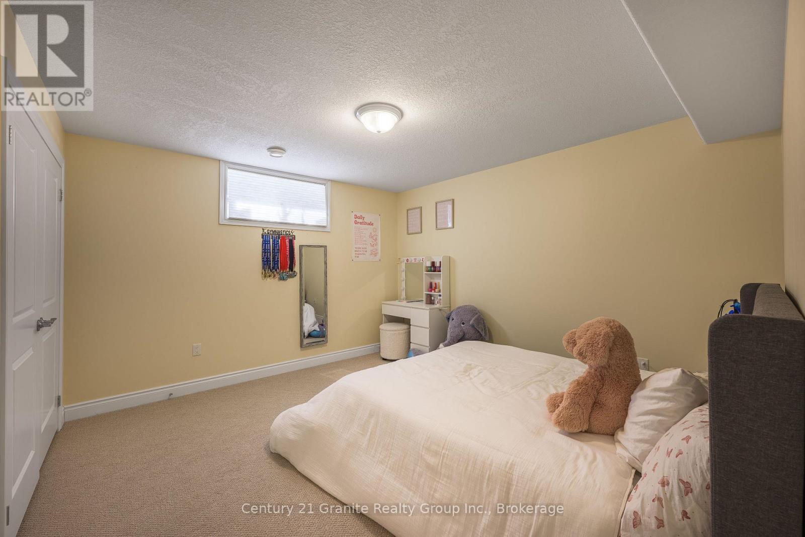 49 Webb Circle, Dysart Et Al, Ontario  K0M 1S0 - Photo 24 - X12908972