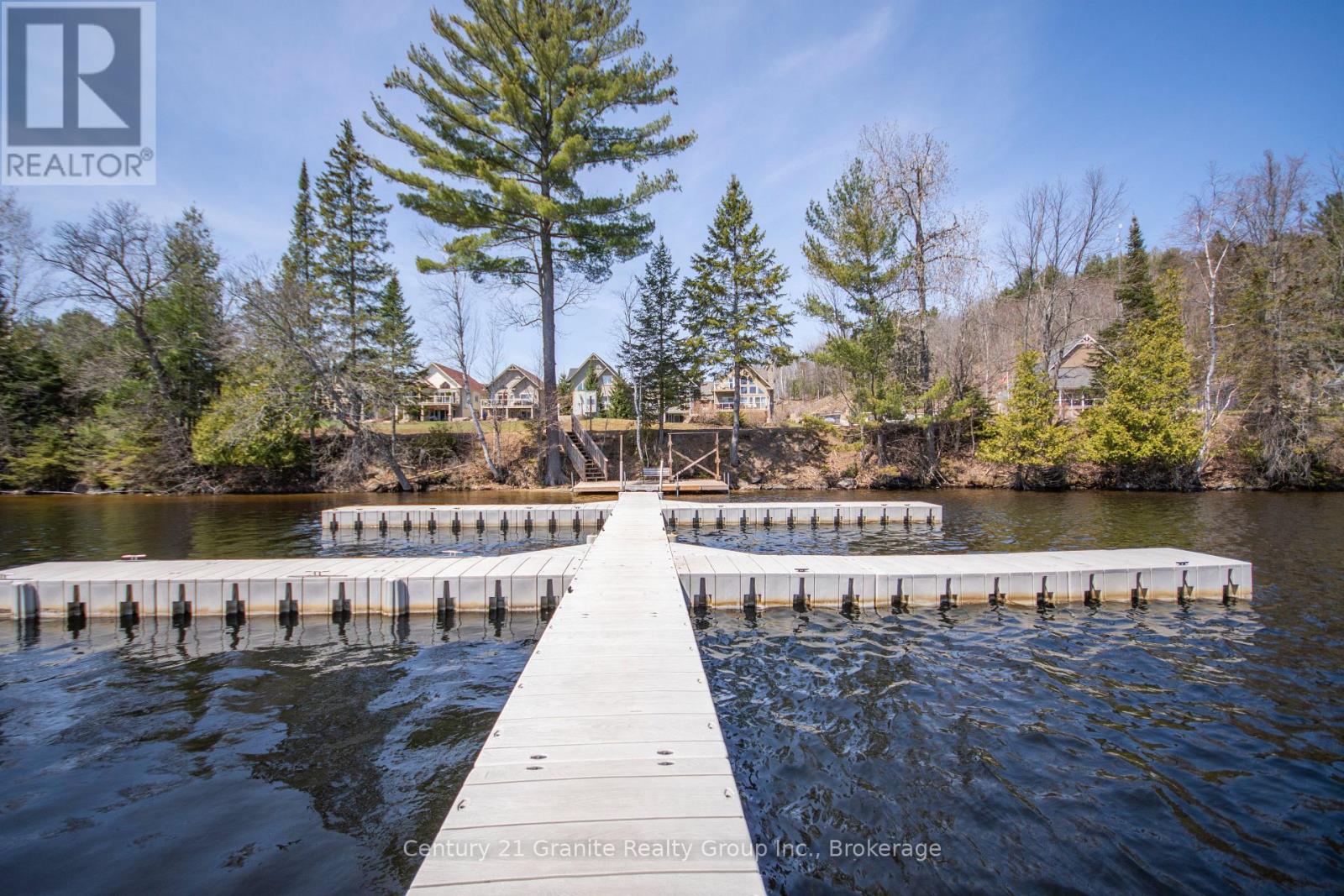 49 Webb Circle, Dysart Et Al, Ontario  K0M 1S0 - Photo 38 - X12908972