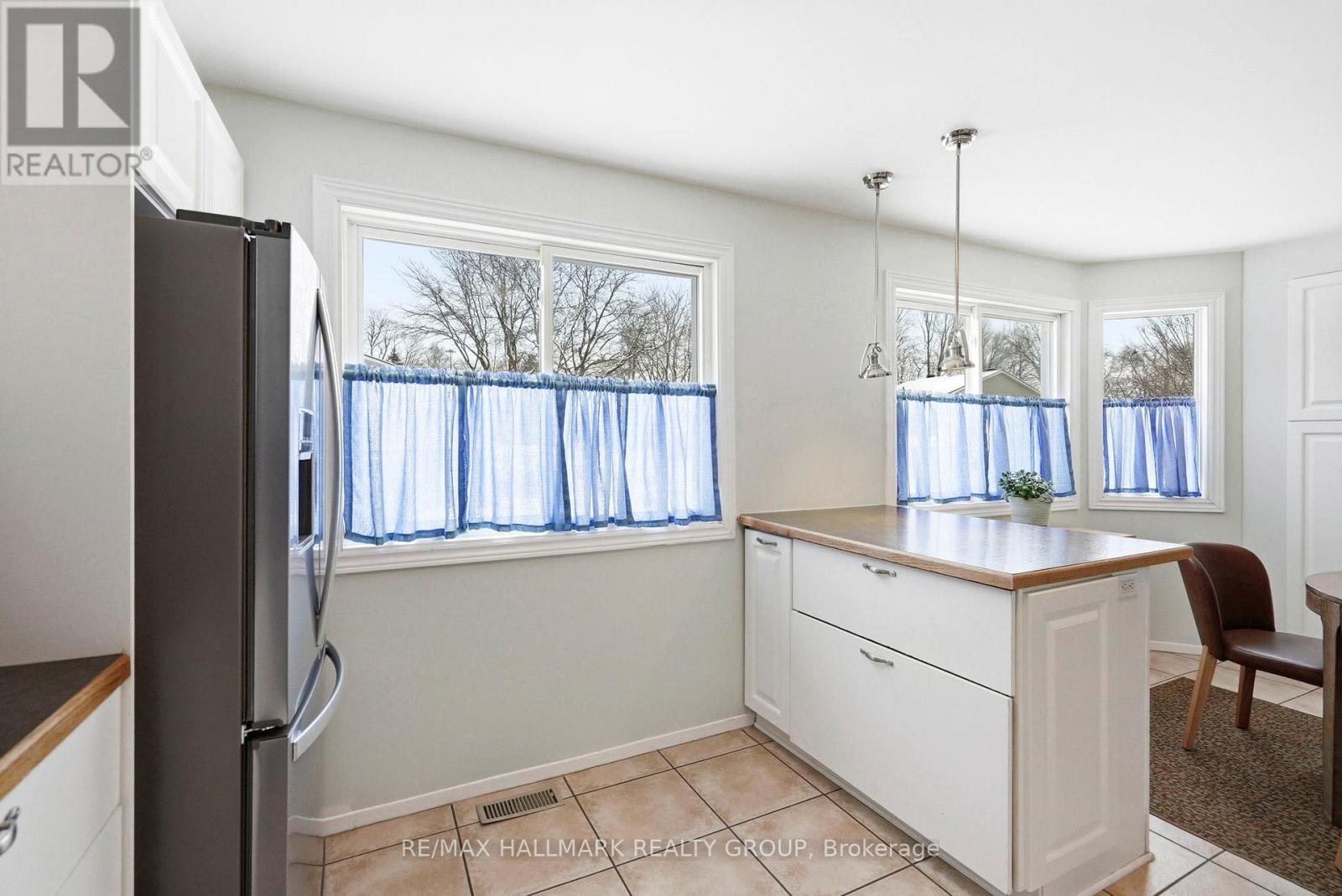 6935 Du Bois Avenue, Ottawa, Ontario  K1C 5L4 - Photo 15 - X12908886