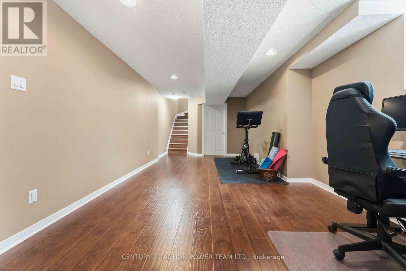 42 Sunnybrooke Drive, Ottawa, Ontario  K2M 2P3 - Photo 32 - X12908912