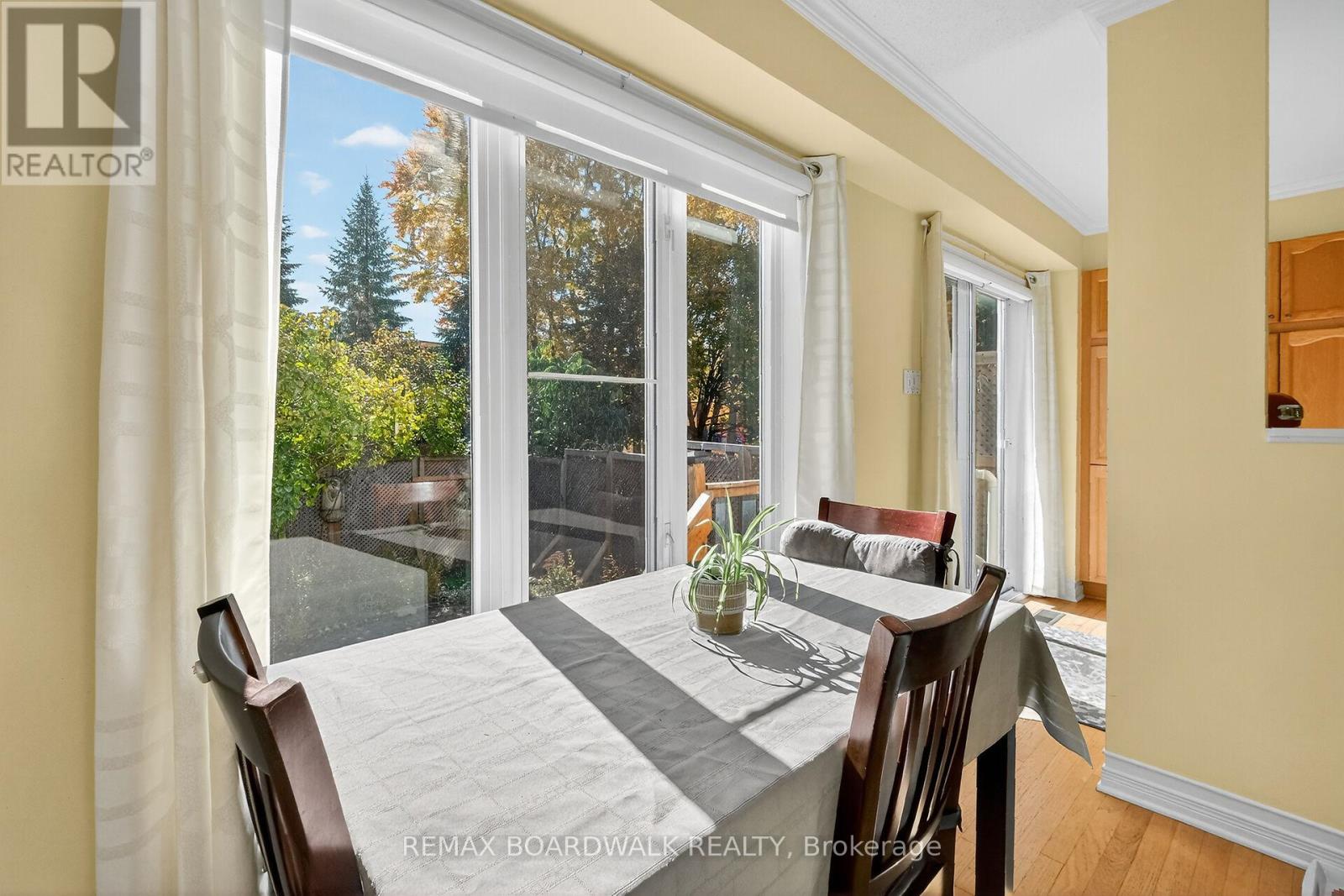 42 College Circle, Ottawa, Ontario  K1K 4R8 - Photo 16 - X12908962