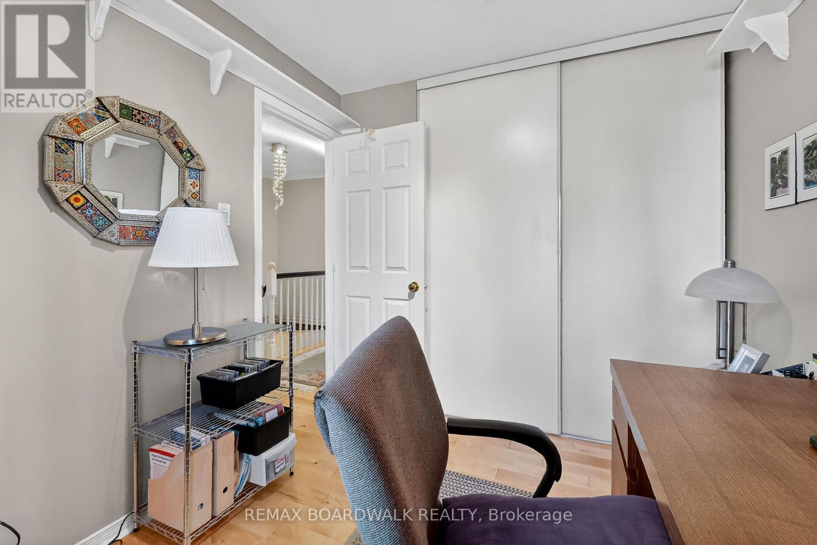 42 College Circle, Ottawa, Ontario  K1K 4R8 - Photo 33 - X12908962