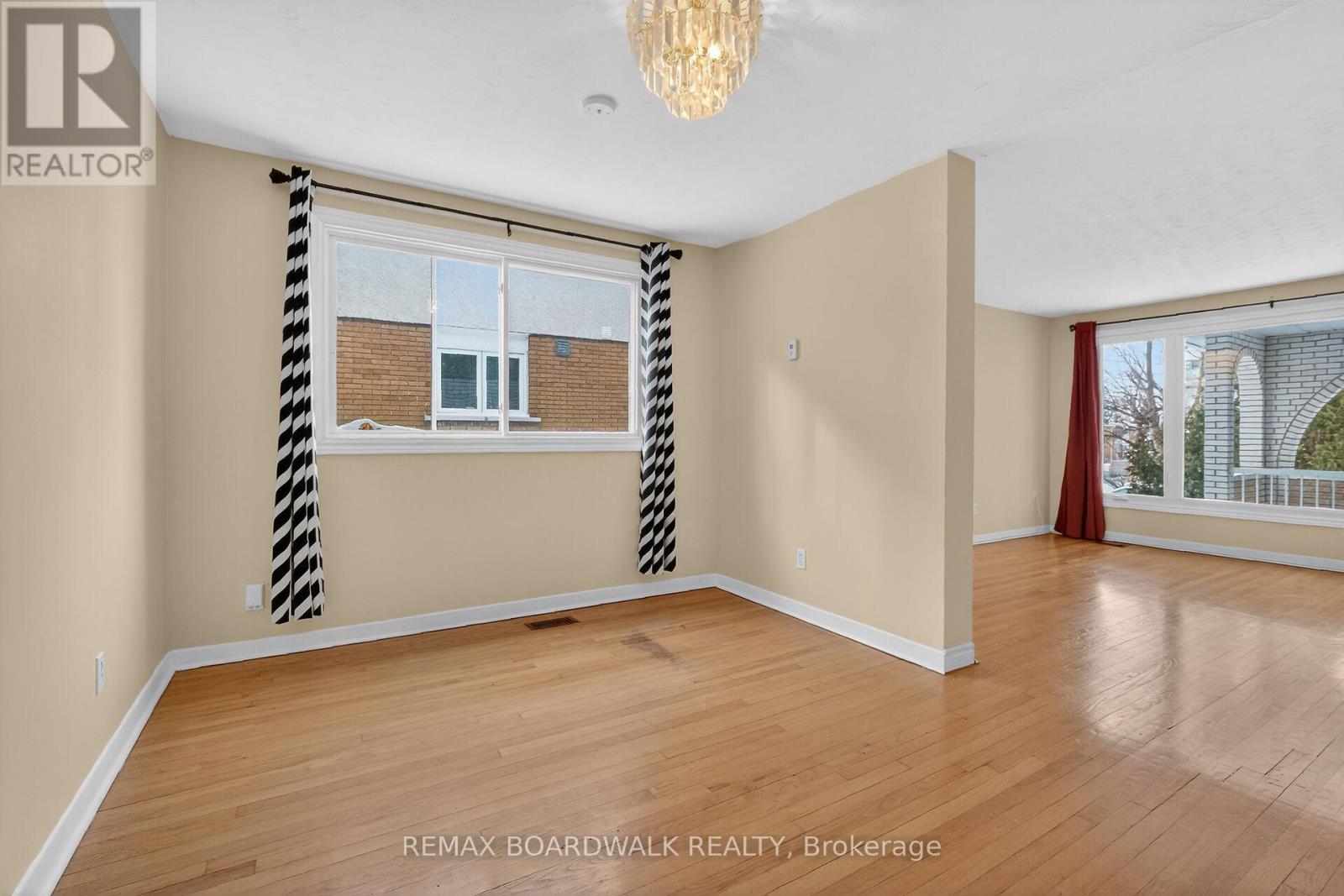 2666 Regina Street, Ottawa, Ontario  K2B 6X8 - Photo 10 - X12908966