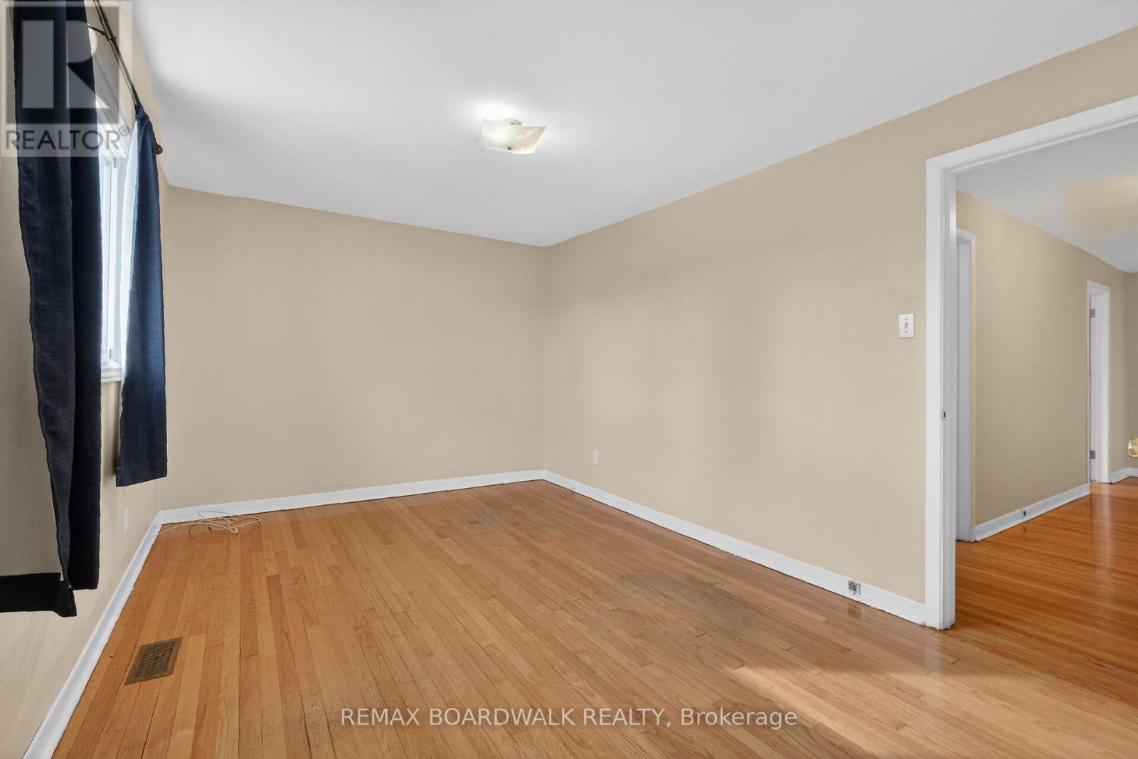 2666 Regina Street, Ottawa, Ontario  K2B 6X8 - Photo 24 - X12908966