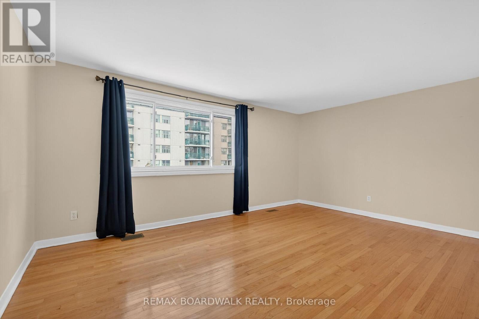 2666 Regina Street, Ottawa, Ontario  K2B 6X8 - Photo 33 - X12908966