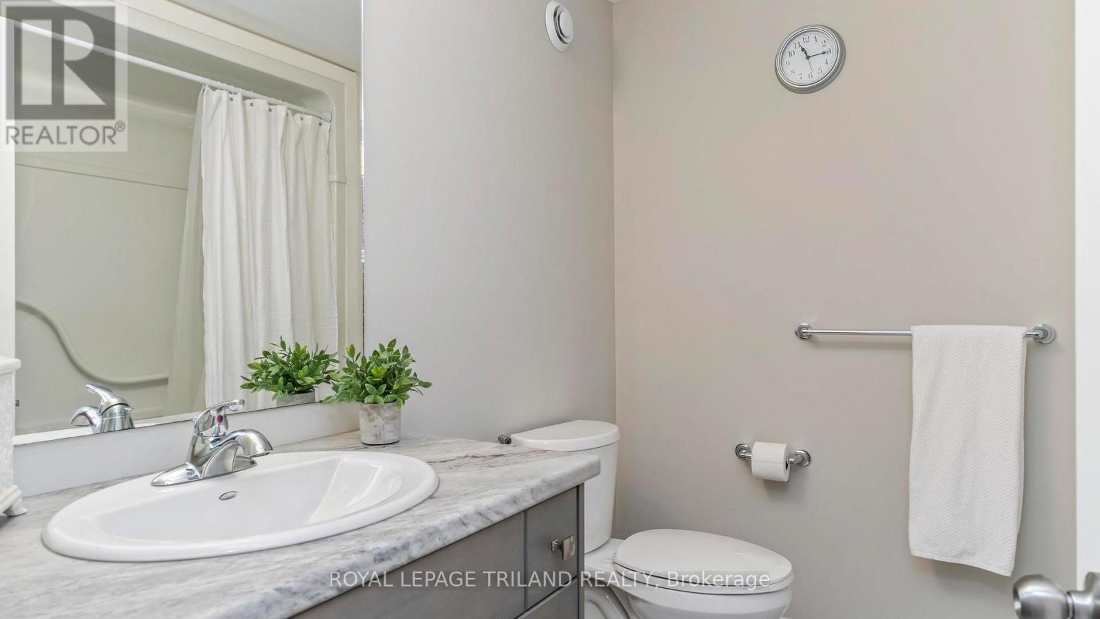 Photo 21 of 29 for 3 Harlequin Court