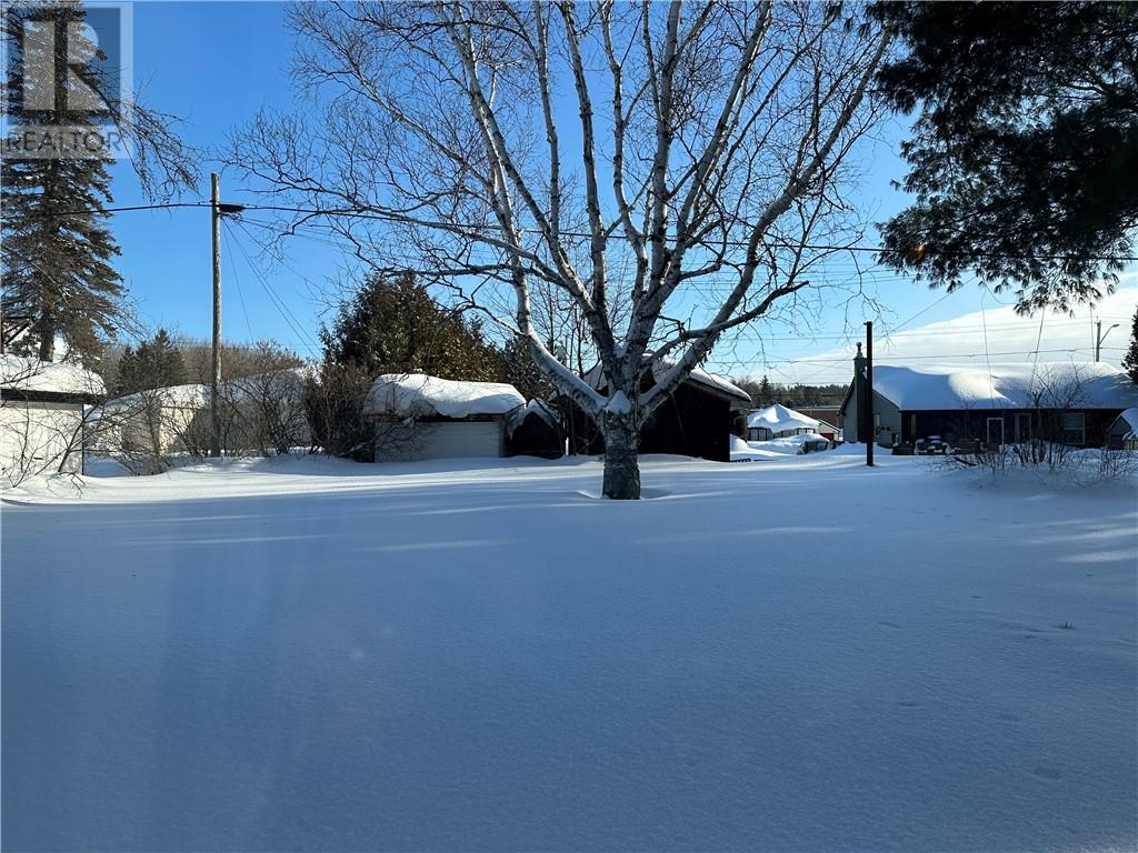 16 Norman Avenue, Capreol, Ontario  P0M 1H0 - Photo 3 - 2126875