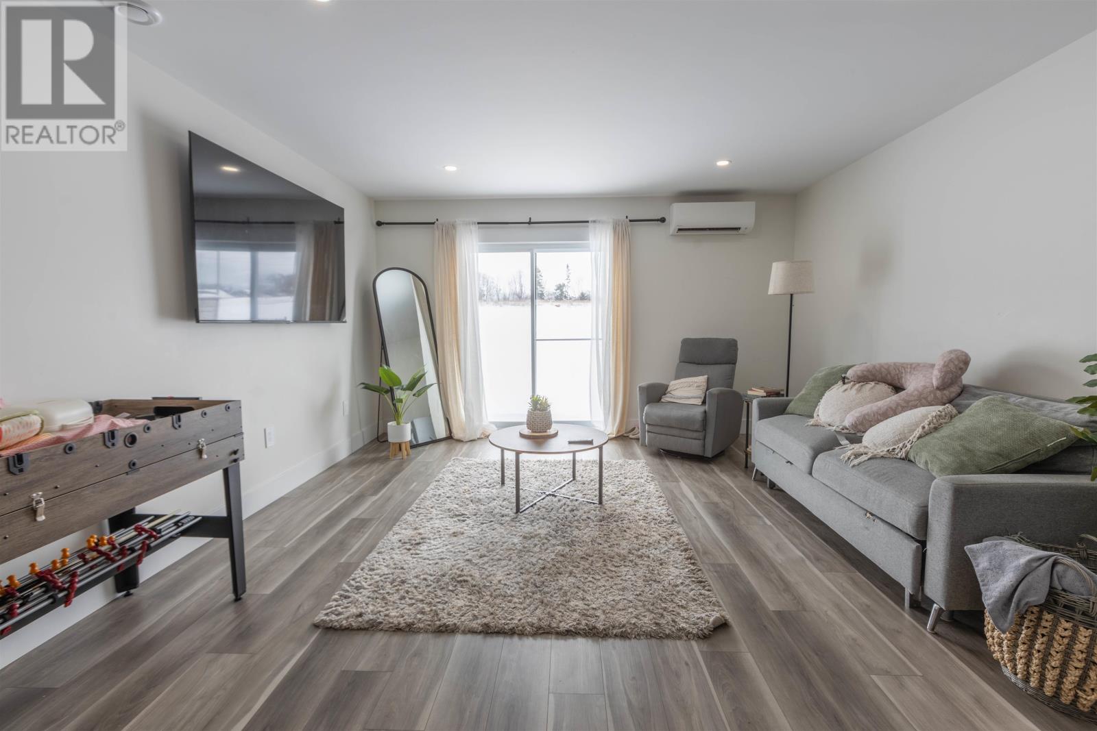 16 Swallow Drive, Stratford, Prince Edward Island  C1B 4N2 - Photo 4 - 202604726